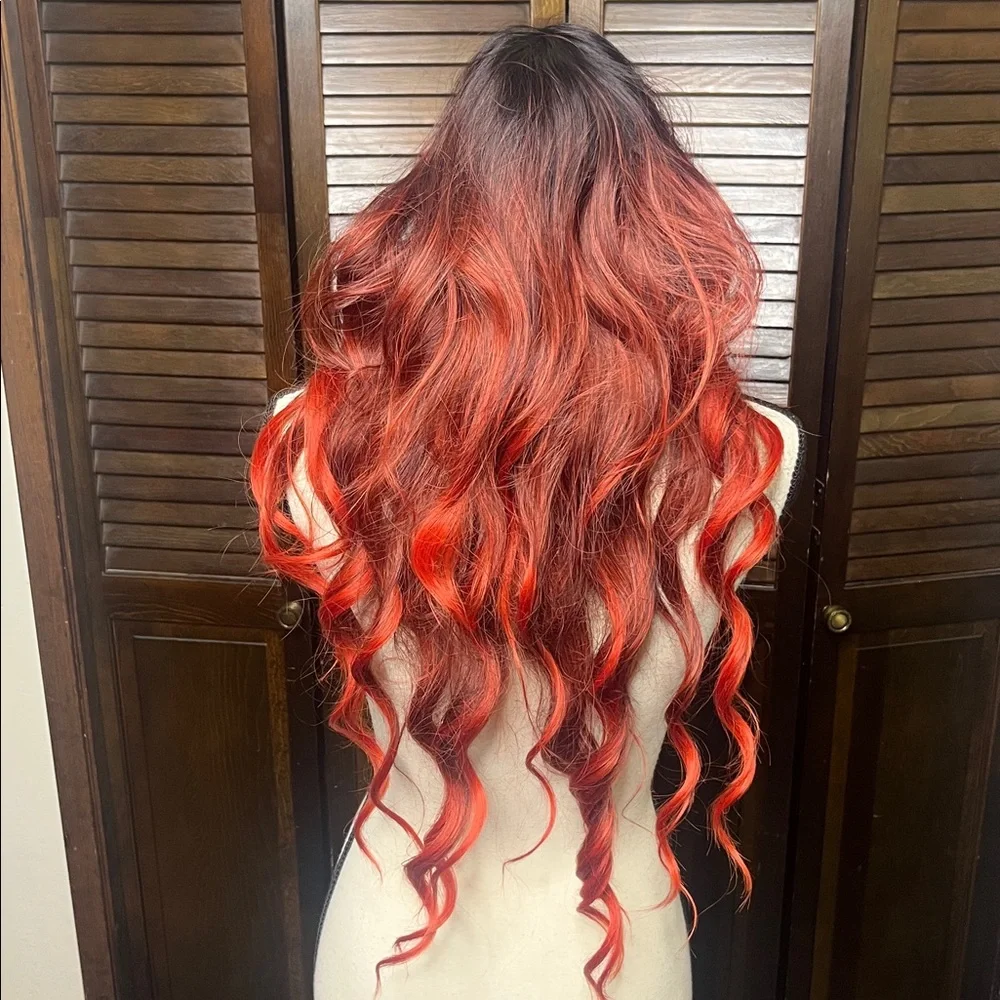 Long Red Wavy Wig 26 Inch Ombre Red Middle Part Curly Synthetic Hair Wig
